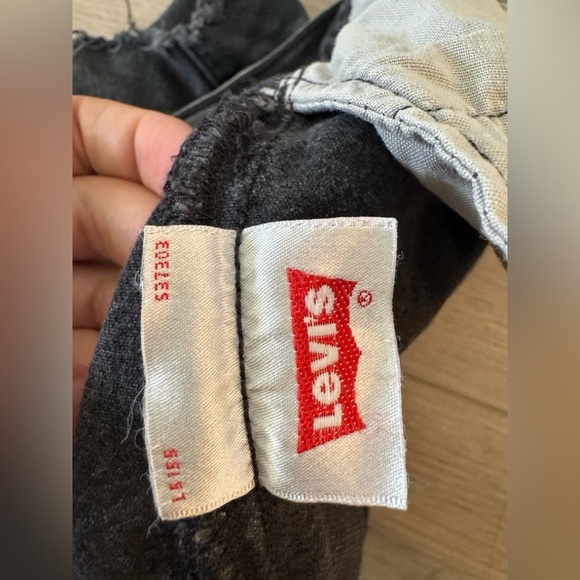 VINTAGE 501 Levi's Women's Dark Gray Jean Shorts 🤎🖤 - Picture 7 of 8